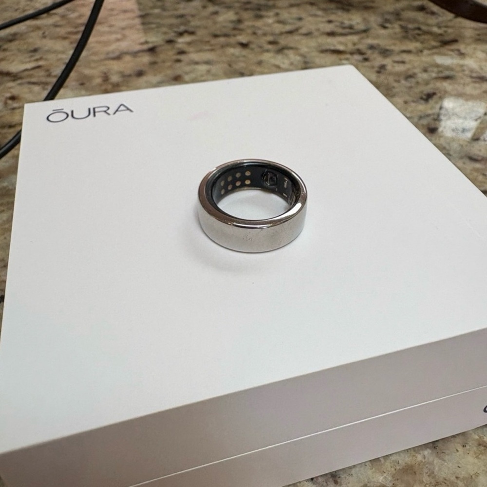 💫 Oura Ring Gen3 Horizon – Silver | Size 8 ✨
